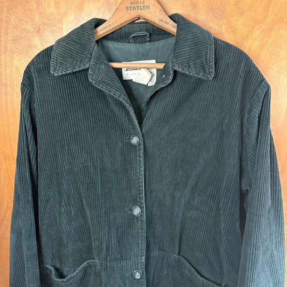 Vintage Dark Green Corduroy Chore Coat Barn Jacket Farm Oversized 90s Goth Boho - Picture 3 of 13